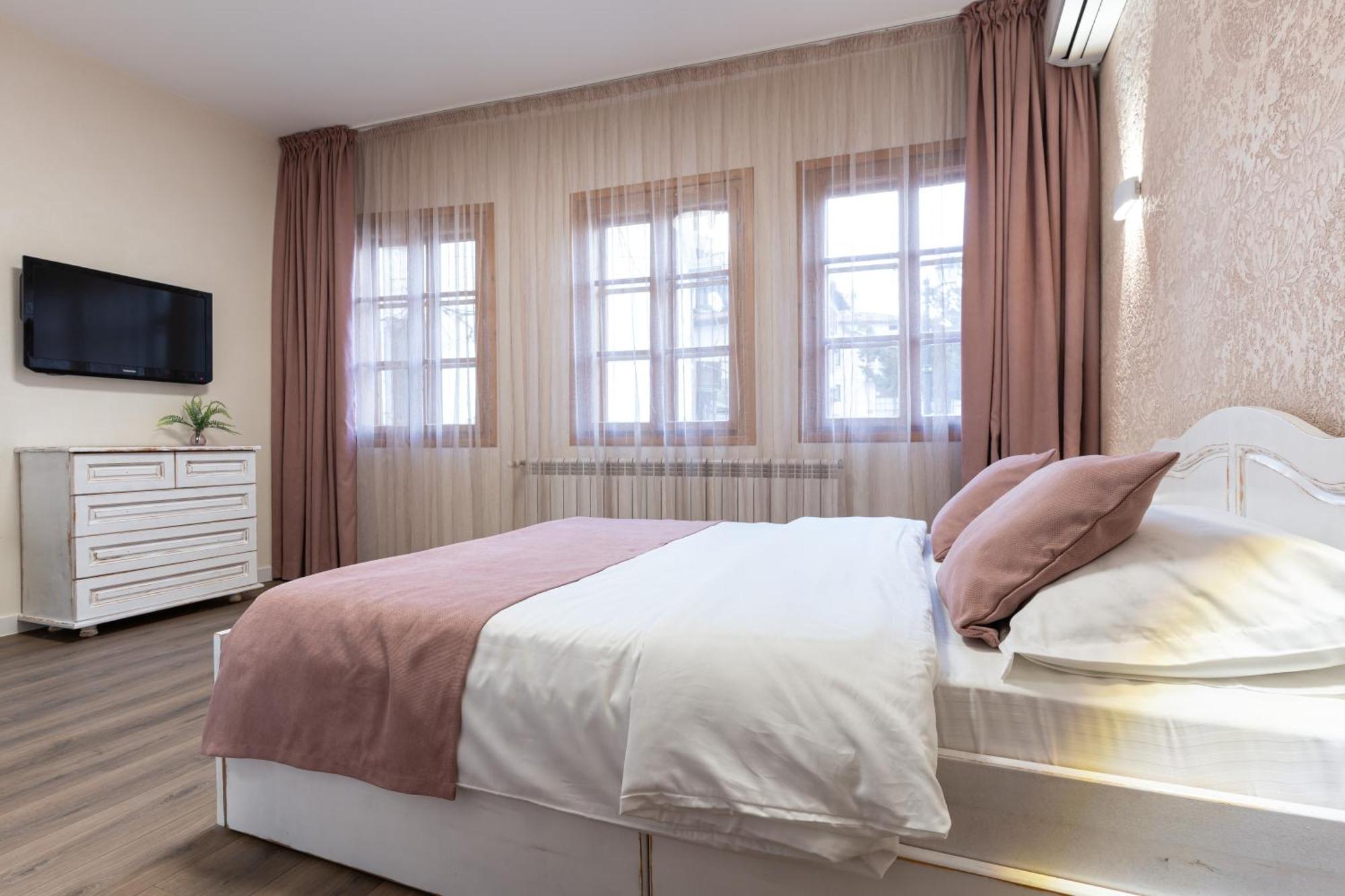Guest House Divna Veliko Tarnovo Luaran gambar